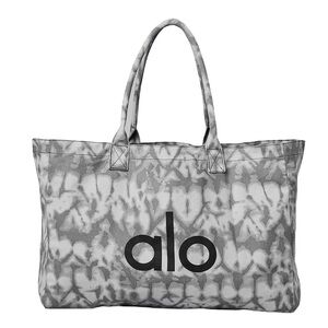 Alo Iconic Shopper Tote